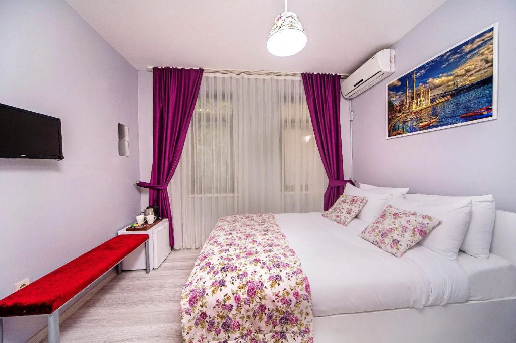 TaksimAntiqueOtel