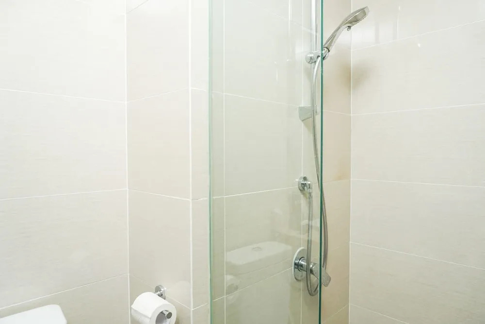 Best Price Studio @ Puri Mansion Apartment