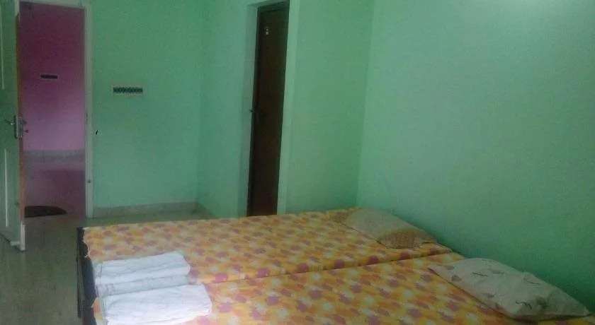 Backpackers Holidays Kochin Guest House