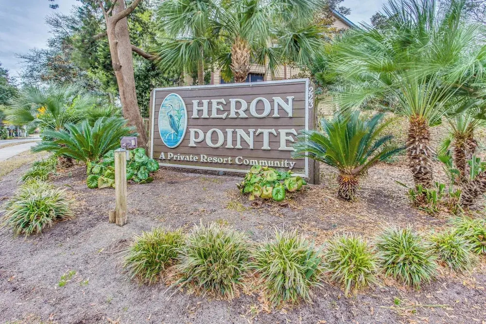 Walk to Ocean: Condo w/ 2 Pools in Myrtle Beach