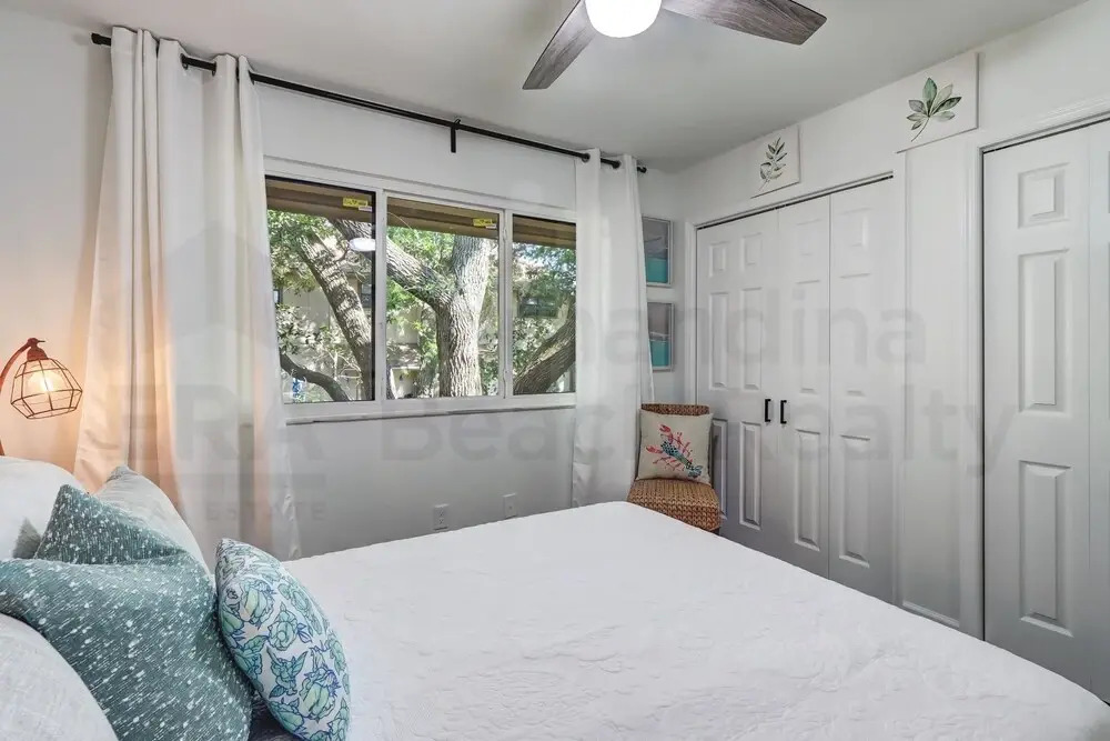 14 Sea Castles 3 Bedroom Condo by RedAwning