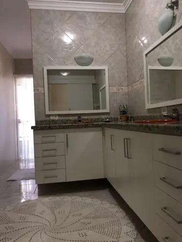 Dax Bombinhas