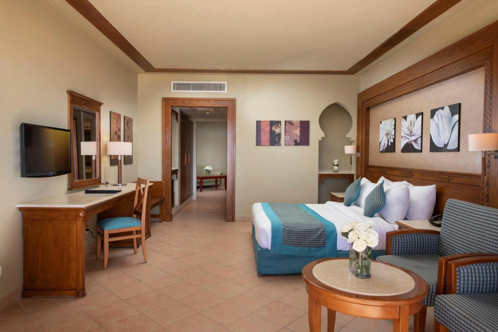 Charmillion Club Resort