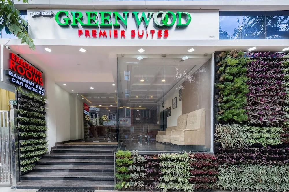 Greenwood Premier Suites