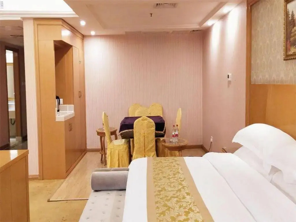 Vienna Classic Baiyun Dongping Zhong Road