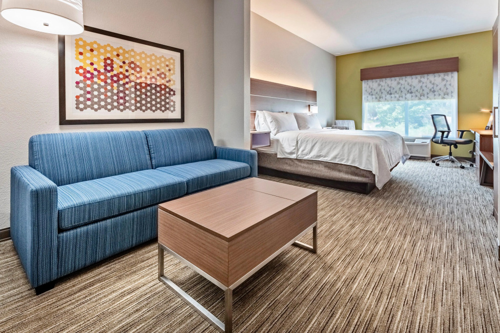 Holiday Inn Express Hotel & Suites Lake Zurich-Barrington by IHG