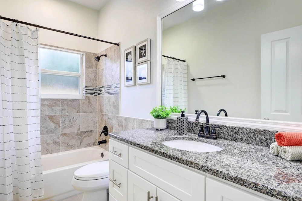 Dog-Friendly Home w/ Pool & Yard in Bradenton
