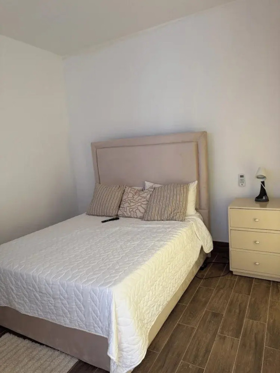 New Chic 2BR APT.