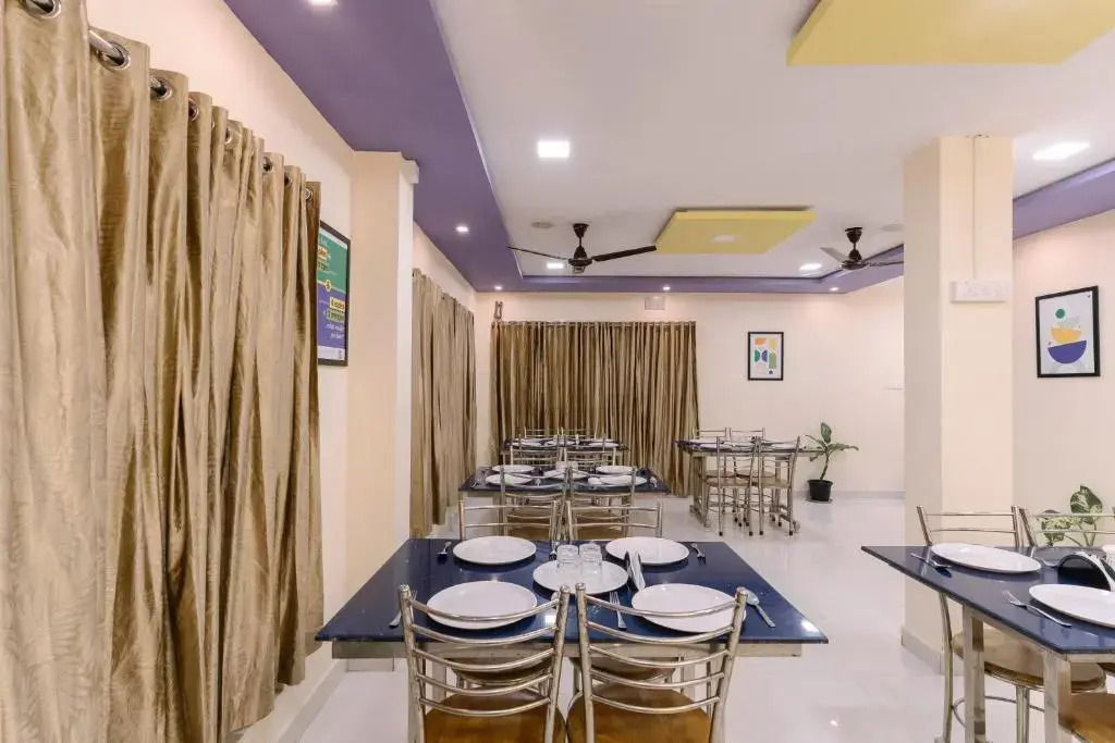 Treebo SNS Grand Inn With Swimming Pool