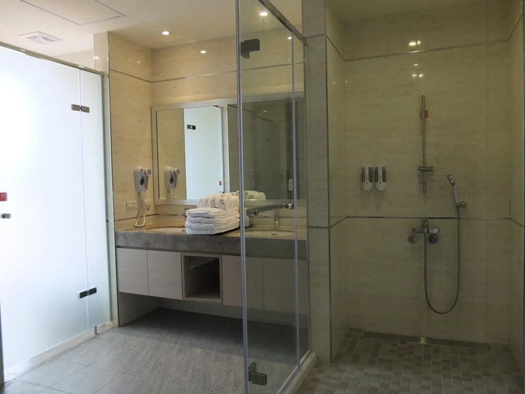 VeryGood Business Hotel