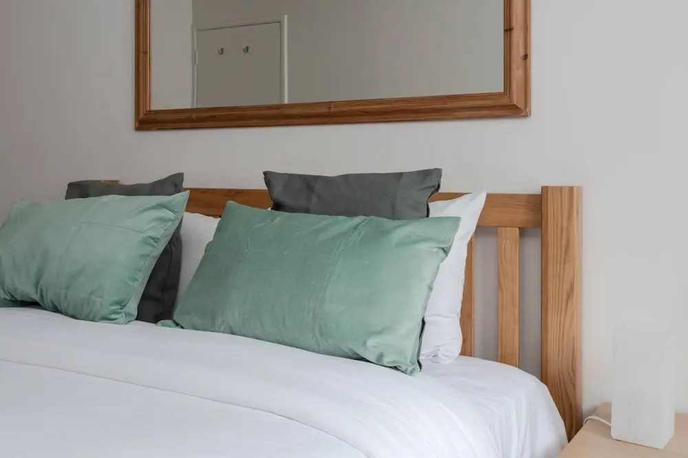 Lovely Landed Home near Wimbledon, sleeps 4
