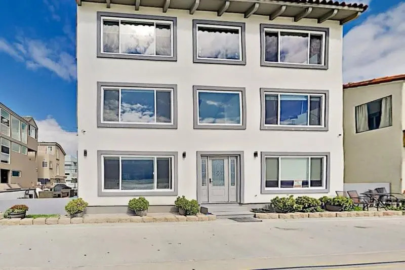 108-Ocean Front Combo