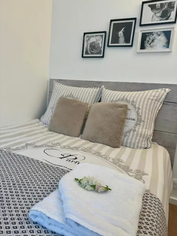 Une chambre dans un appartement, chez l’habitant