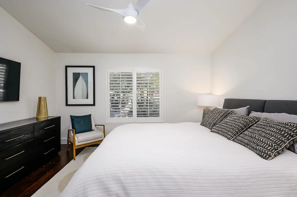Casa Pinnacle 3 Bedroom Home by RedAwning
