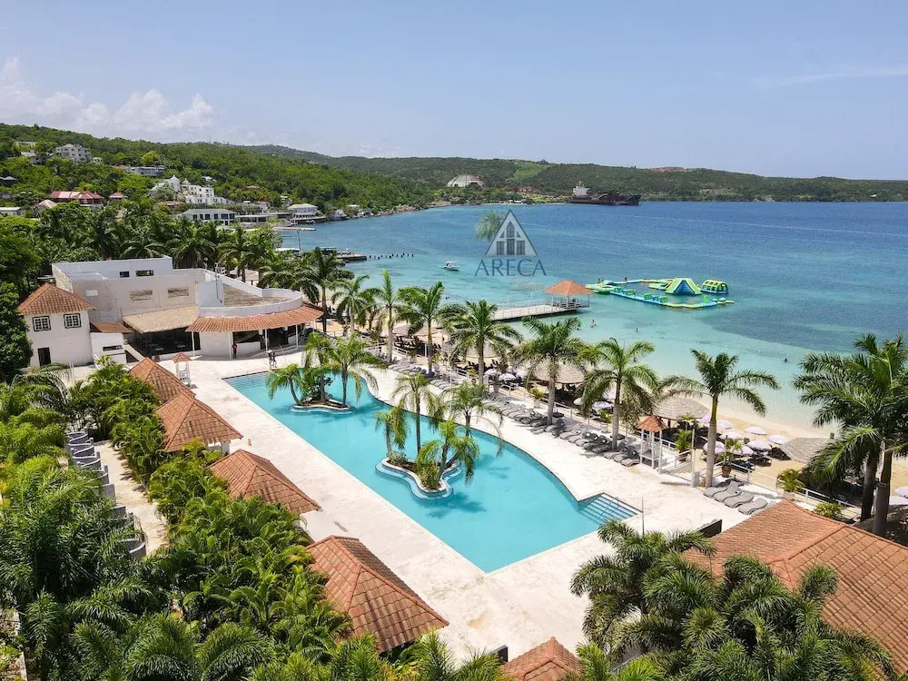 Sunset at ArecaHomes~ Beach Access~ Pool & Water Park