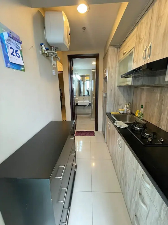 Staycation Jakarta Kensington Royal