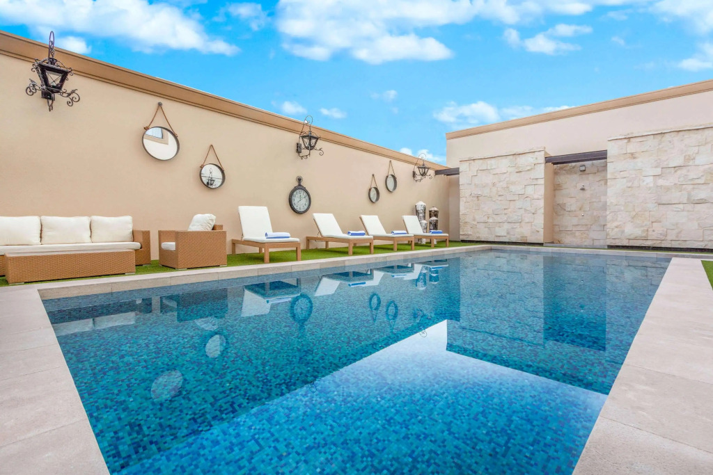 Wyndham Torreon