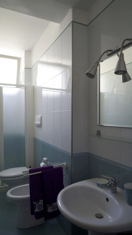 Welcome Inn Napoli Rooms, private bathrooms