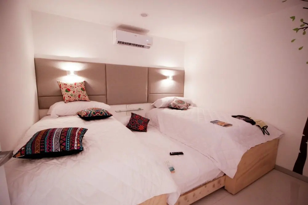 Bombonzua Poshtel perfect for bachelorettes by Happy Address