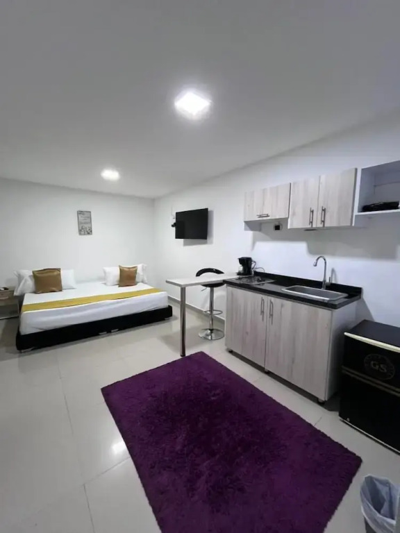 Hotel Granada Suites Deluxe