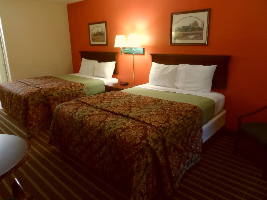 Magnuson Hotel & Rv Park
