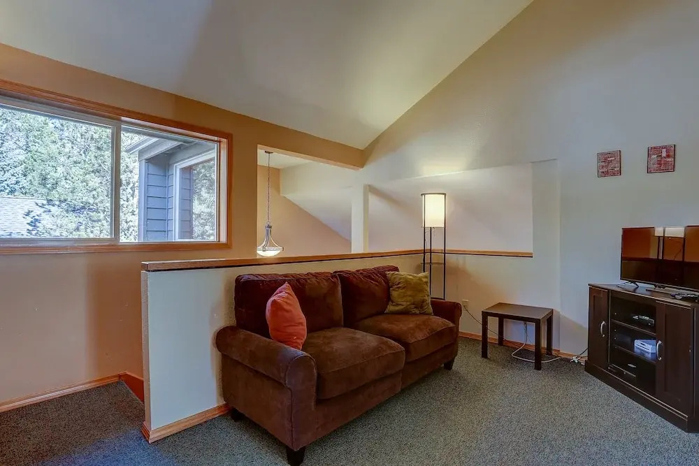 Newly Remodeled 27 Gannet Home Features Kayaks, Bikes, and Hot Tub by Redawning