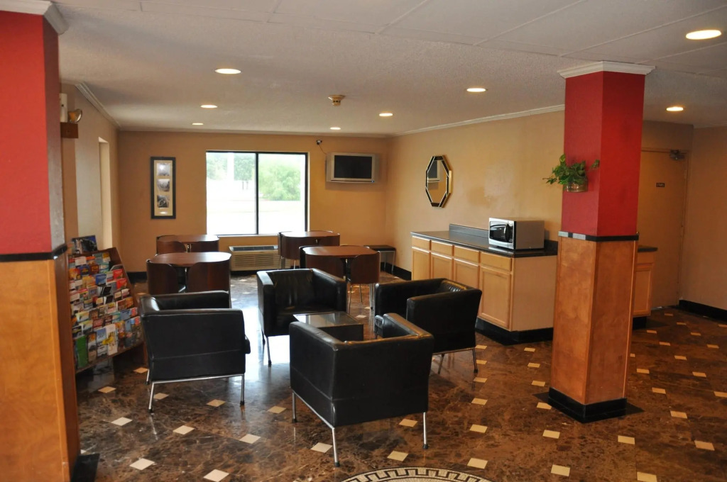 Heritage Inn