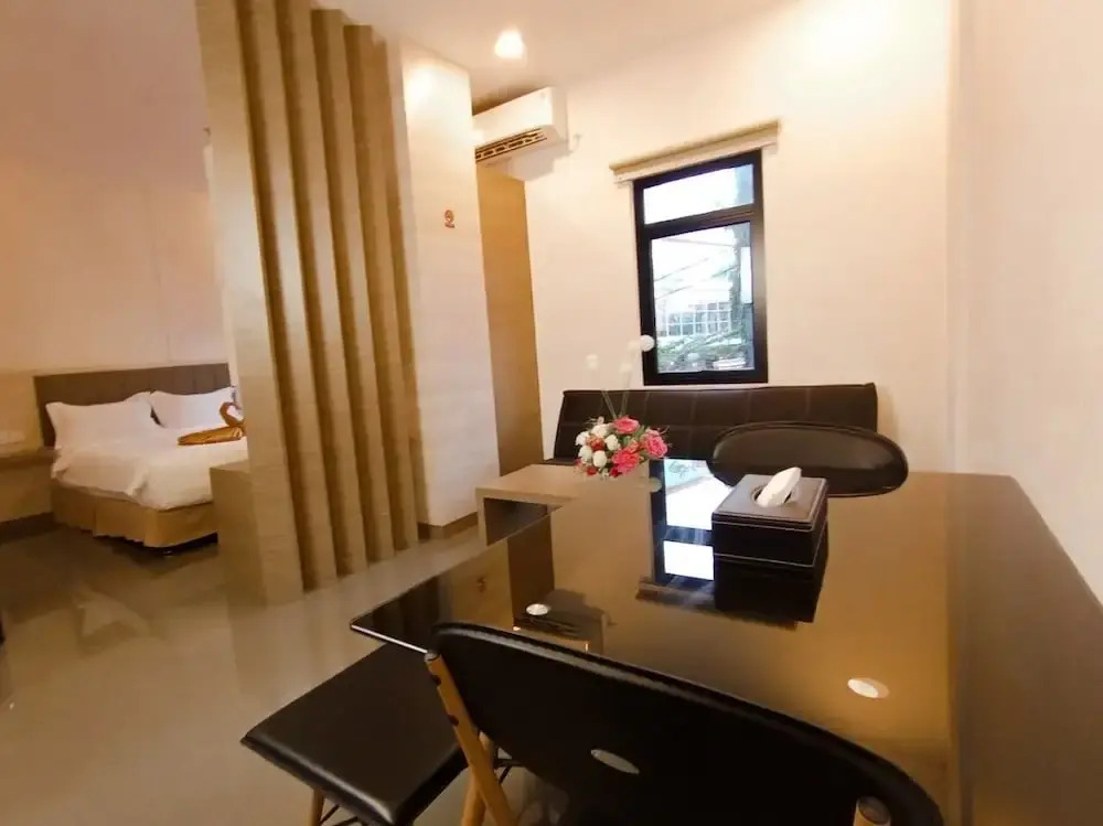 BATAM 1 HOTEL
