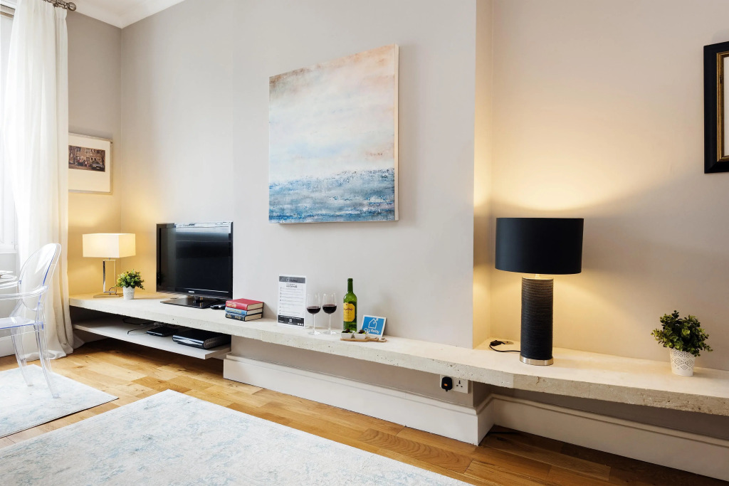 1Br - South Kensington - St01 - Rgb 82563