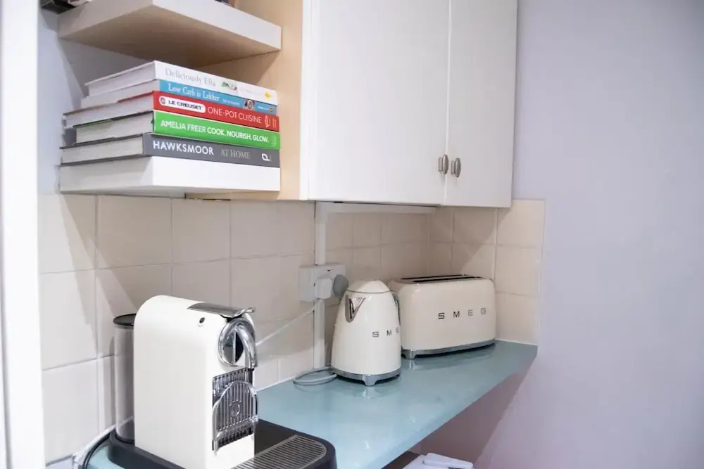 Beautiful Battersea Flat - 4 Guests