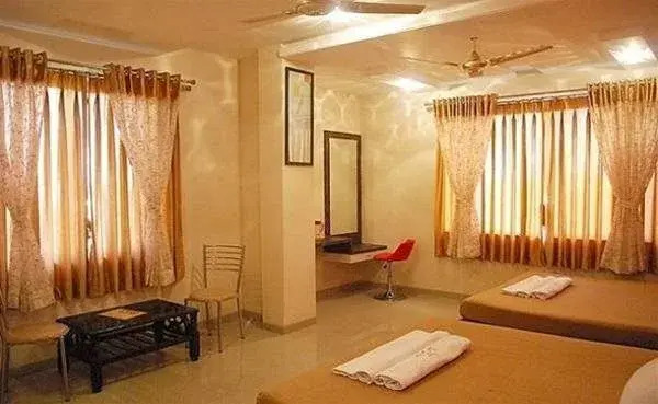 Hotel Sai Simran