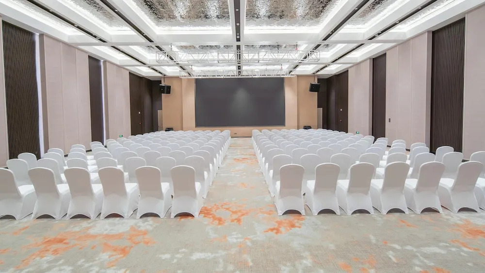 Holiday Inn Liaoyuan City Center by IHG