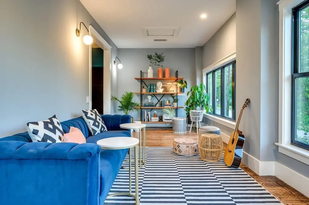 Historic B&B in Heart of ATX - 3 Suites Sleeps 10