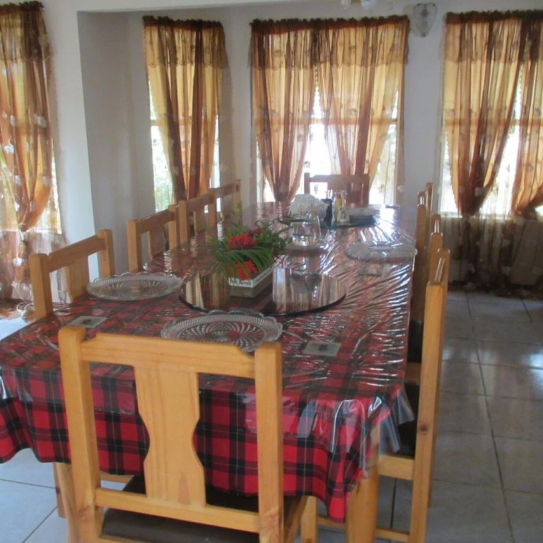 Tunas Lodge