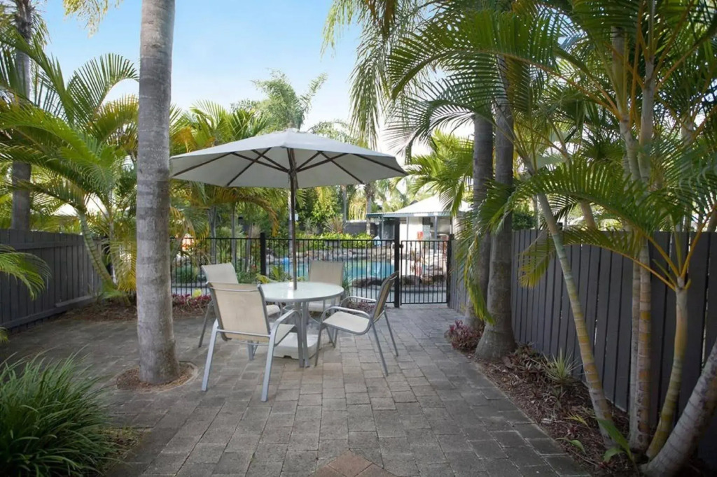 Skippers Cove Waterfront Resort