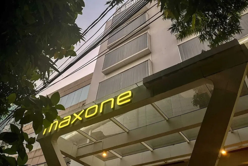 Maxone Premier Melawai