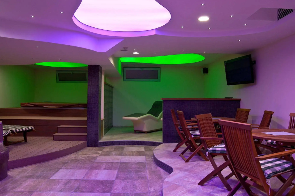 Hill Hotel Wellness & Spa