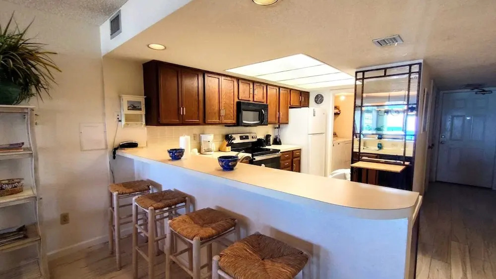 Embassy 402 Minium 2 Bedroom Condo by RedAwning