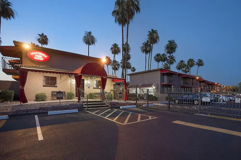 Park Suites At 233 - Free Golf