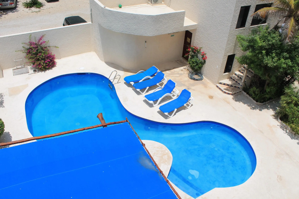Aquatech Villas DeRosa Resort