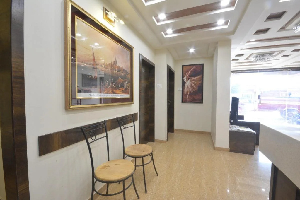 Hotel Radhe