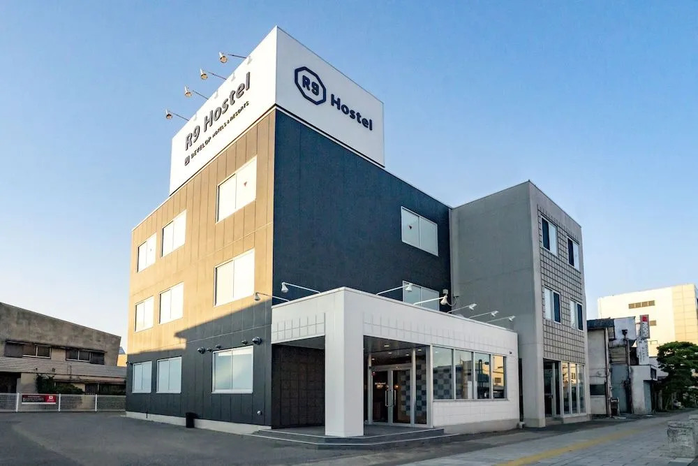 R9 Hostel Tochigi Ekimae - Male Only