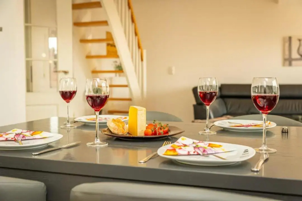 Wohnung 16 im 2 OG Haus Stranddistel, moderne Ferienwohnung fur 4 Personen in Zingst
