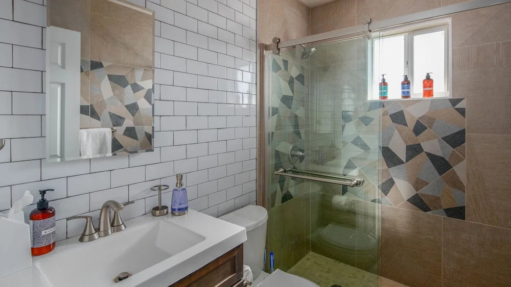Modern 2br Phoenix Townhome by Wanderjaunt