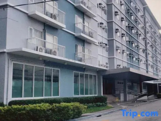 HapiBelles Staycation Trees Residence Tower 8