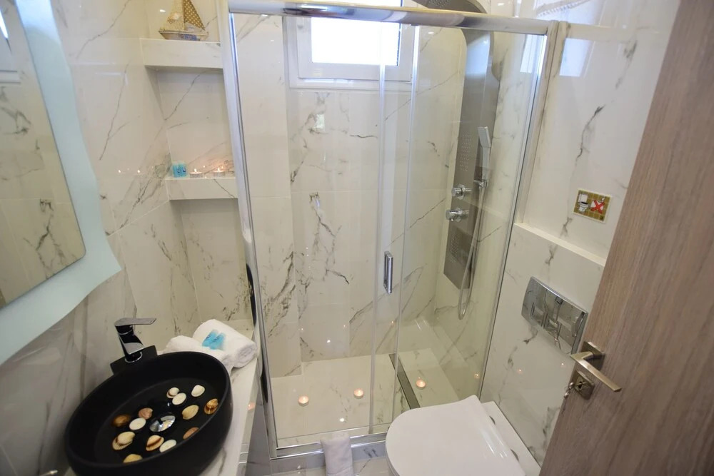 Vista Luxury Suites