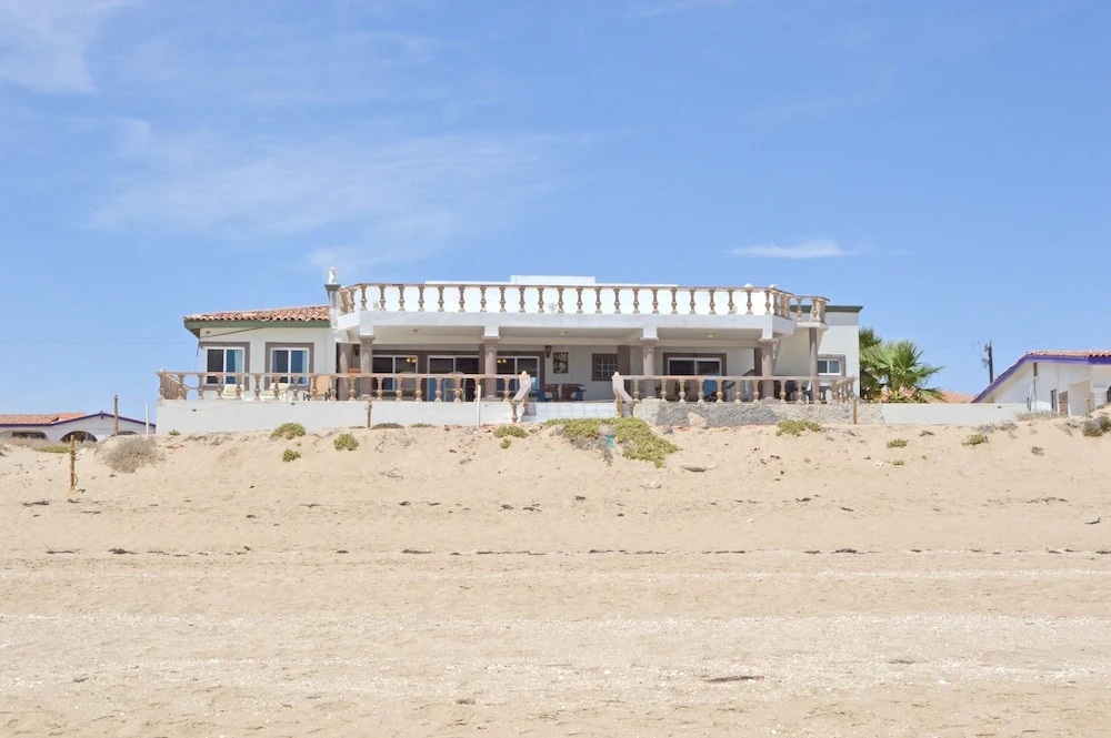 Beachcomber 3 Bedroom Home
