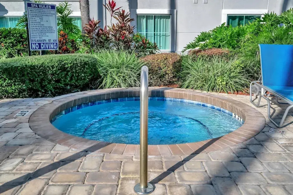 8303 Palm Disney
