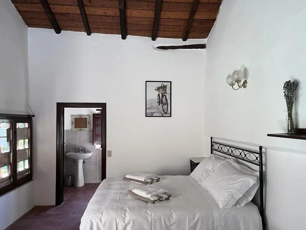 Casale Rustico con Piscina Privata e Ampio Parco
