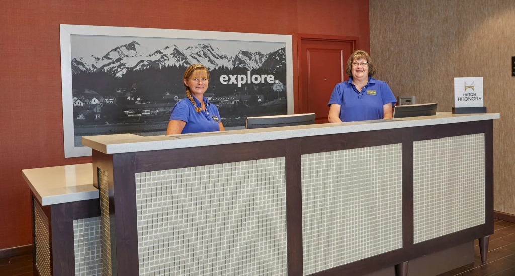 Hampton Inn & Suites Hood River
